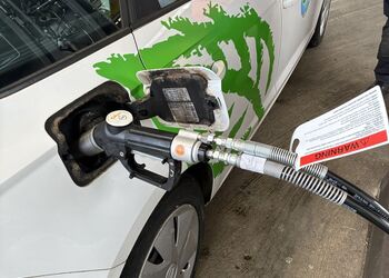 EDJ élargit l'offre en biogaz à la station GNC de Delémont